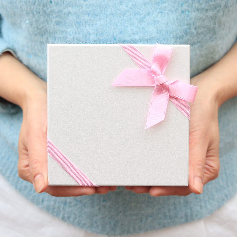 �f�B�Y�j�[/�v���U�[�u�h�t�����[�u�y�A�E�n�s�l�X�E�{�b�N�X�v